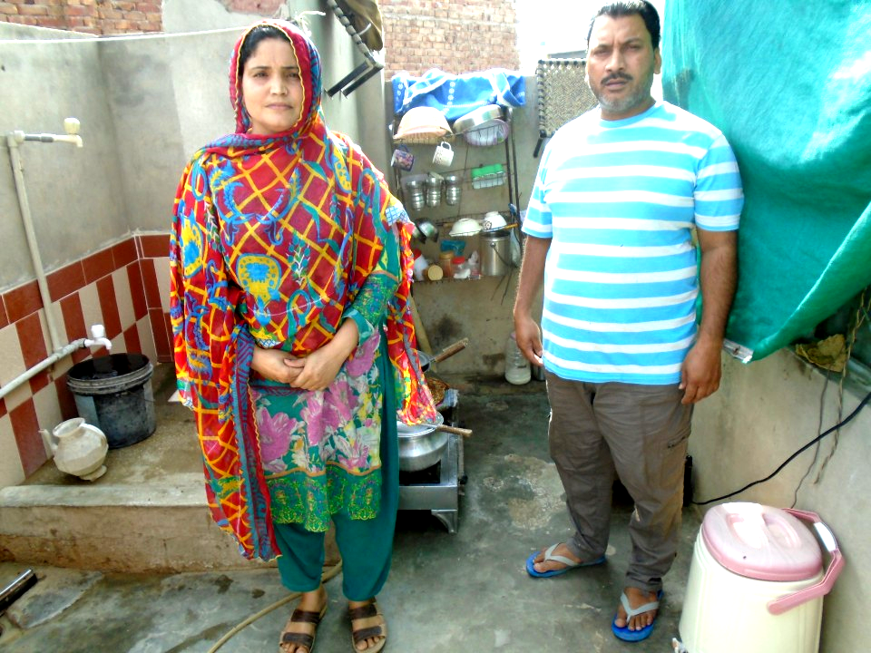 Yarn knitting (Waan Bunai)