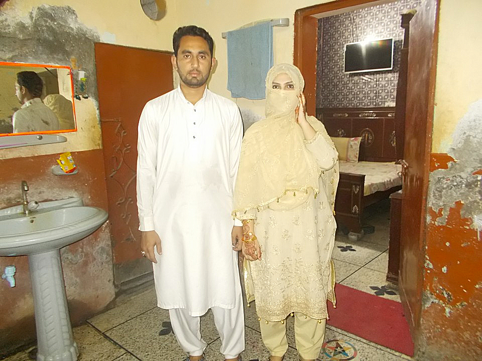 Stationary Shop/Pampers 