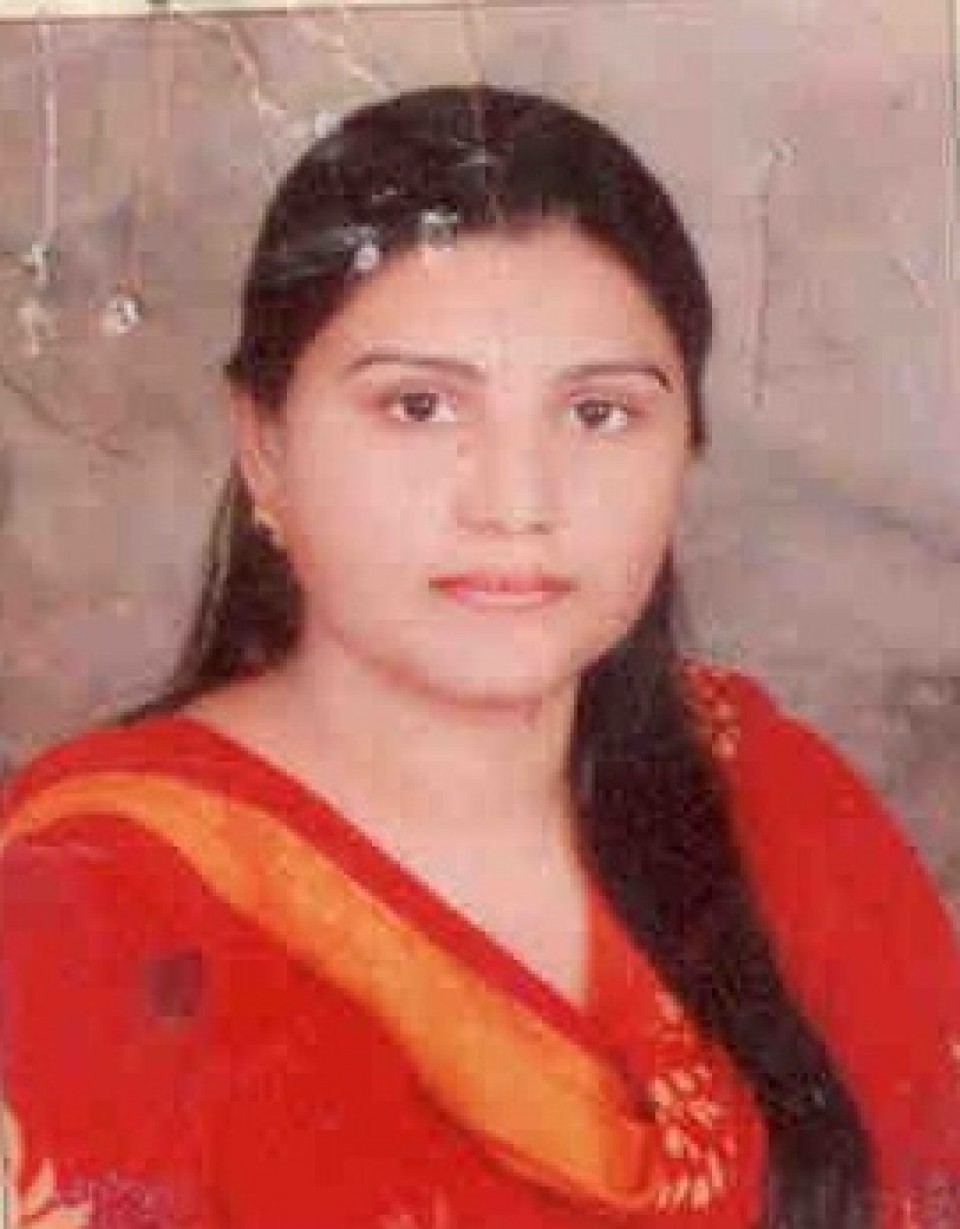 She want to Expend her Beauty Parlor Business