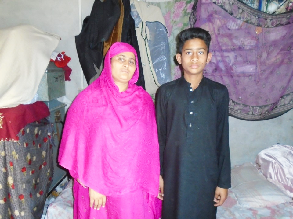 Yarn Knitting (Waan Bunai)