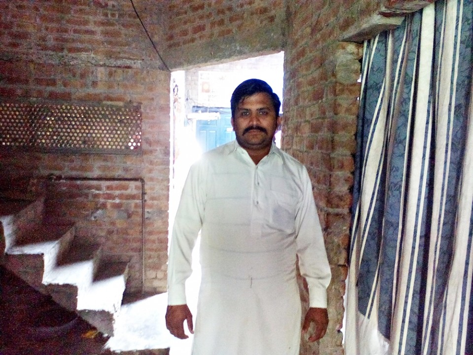 MOTOR CYCLE RICKSHAW 