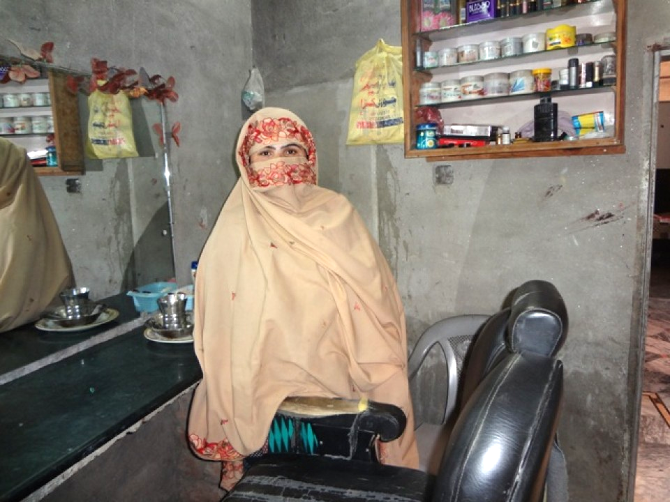 Beauty parlor expansion 